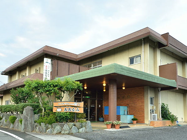 おおなみ外観